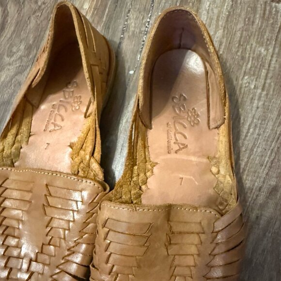 Sbicca Jared Huarache Sandals from Free People - Picture 3 of 5